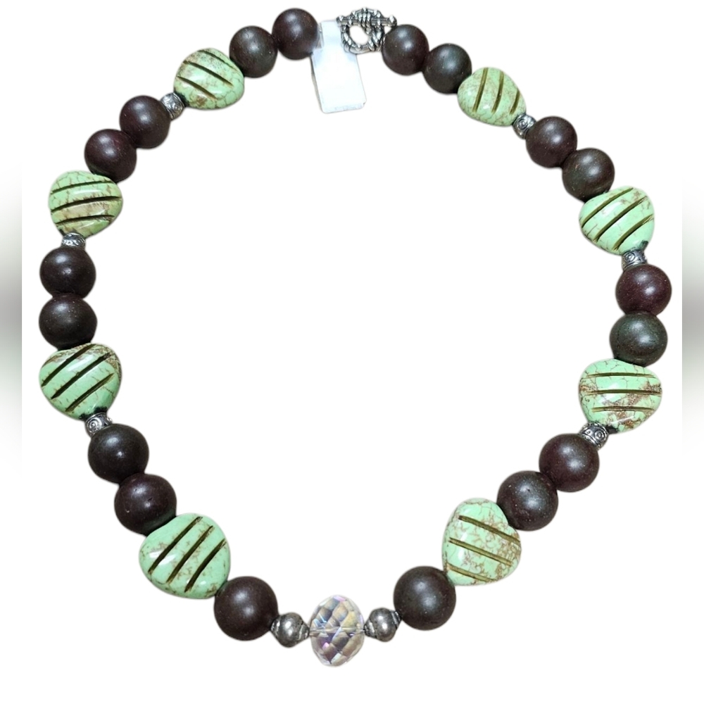 19" Silvertone Howlite & Wood Bead Necklace
